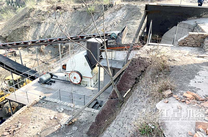 一臺重錘式破碎機就可解決問題 一臺重錘式破碎機就可解決問題