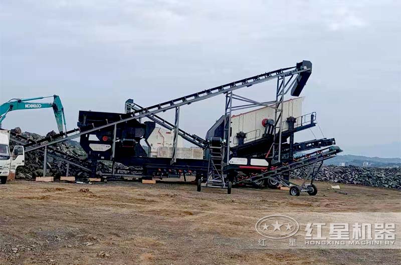 移動反擊式破碎站占地小 移動反擊式破碎站占地小