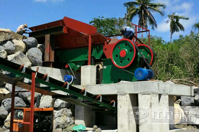 PE-500×750顎式破碎機現(xiàn)場 PE-500×750顎式破碎機現(xiàn)場