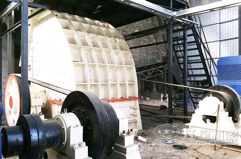 錘破制砂機現場