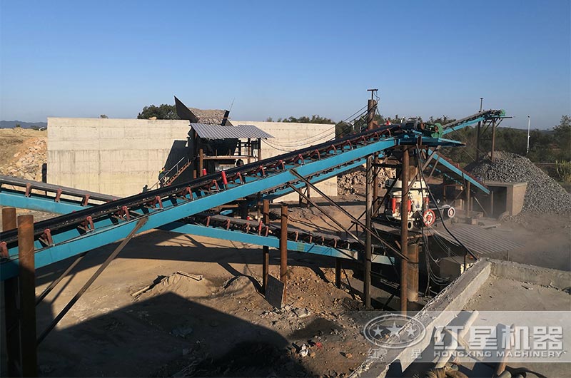 廣東風化石制砂生產現(xiàn)場 廣東風化石制砂生產現(xiàn)場