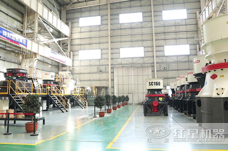 各種圓錐破碎機齊聚一堂 各種圓錐破碎機齊聚一堂