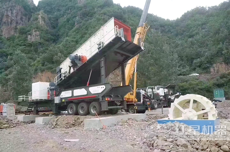 菲律賓移動破碎機現(xiàn)場 菲律賓移動破碎機現(xiàn)場