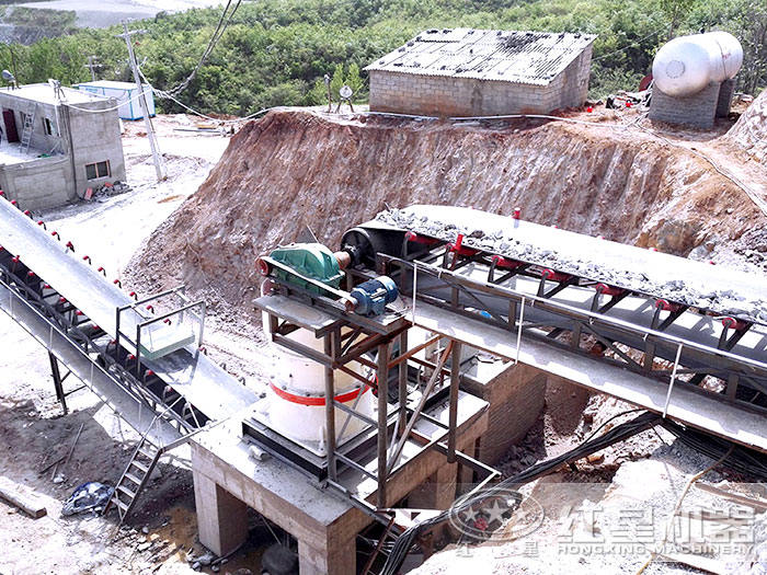 單缸圓錐破碎機破碎現場