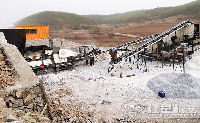 移動式花崗巖破碎生產線 現場 移動式花崗巖破碎生產線 現場