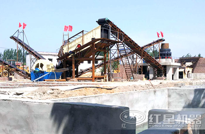 清洗石子現(xiàn)場 清洗石子現(xiàn)場