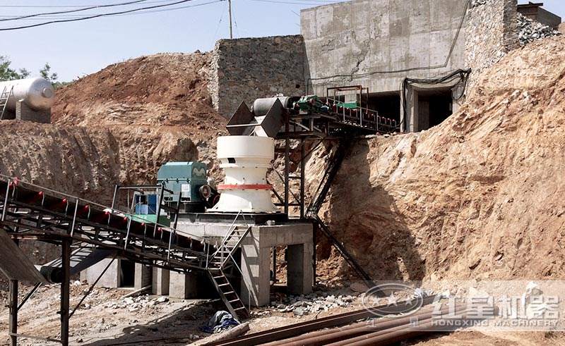 圓錐式粉碎機生產(chǎn)線現(xiàn)場