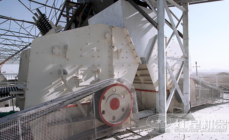 反擊式碎石子現(xiàn)場