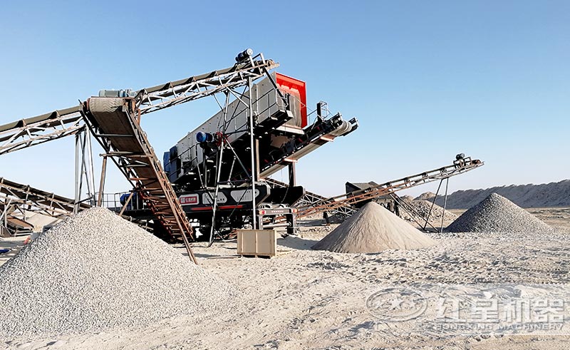 時(shí)產(chǎn)200噸的可以移動(dòng)的河卵石制砂機(jī) 時(shí)產(chǎn)200噸的可以移動(dòng)的河卵石制砂機(jī)