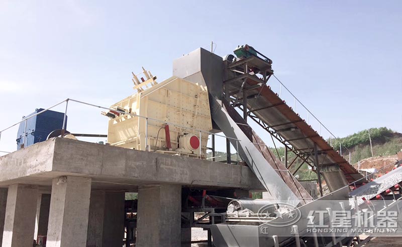 固定反擊式制砂機安裝現場 固定反擊式制砂機安裝現場