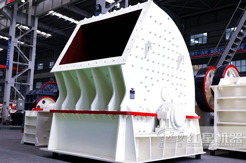 錘式破碎機(jī)廠家現(xiàn)貨圖 錘式破碎機(jī)廠家現(xiàn)貨圖