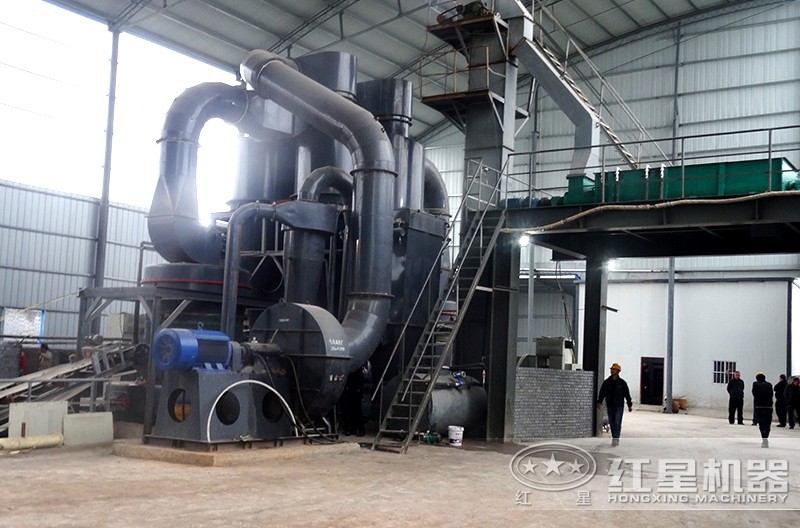 膨潤土加工現(xiàn)場