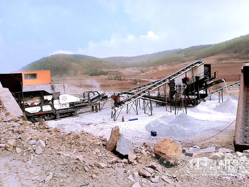 移動制砂機作業(yè)現(xiàn)場