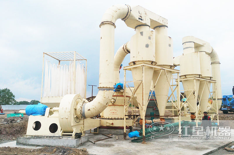 標準化膩子粉生產現場