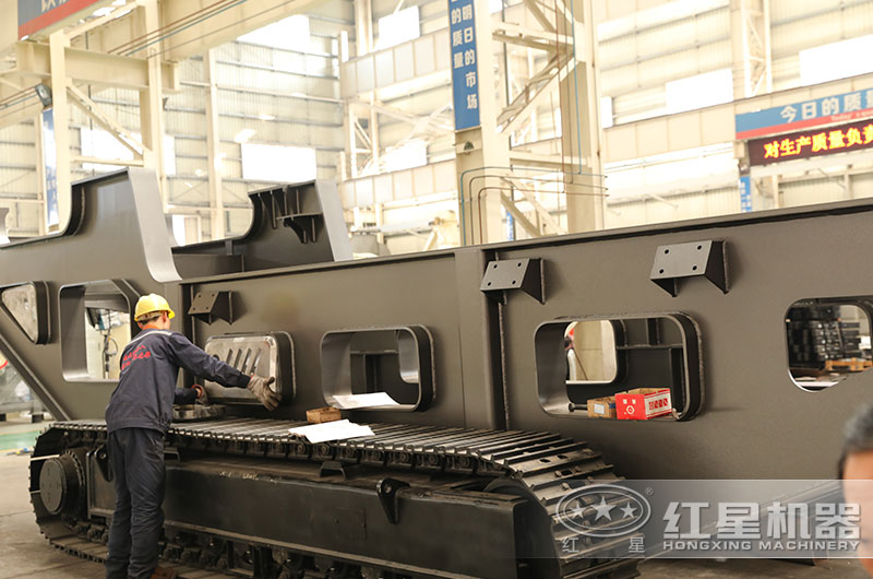 紅星碎石機(jī)每個(gè)環(huán)節(jié)精耕細(xì)作