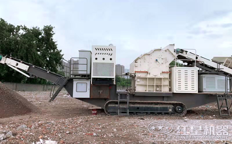 移動碎石粉沙機作業現場 移動碎石粉沙機作業現場