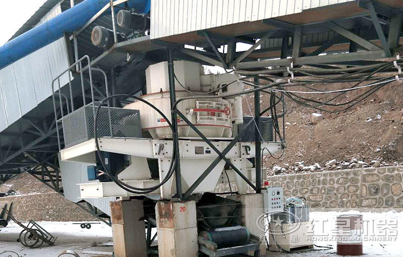 沖擊式破碎機(jī)客戶現(xiàn)場(chǎng) 沖擊式破碎機(jī)客戶現(xiàn)場(chǎng)