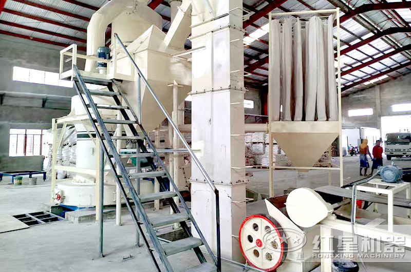 蛭石加工生產現場