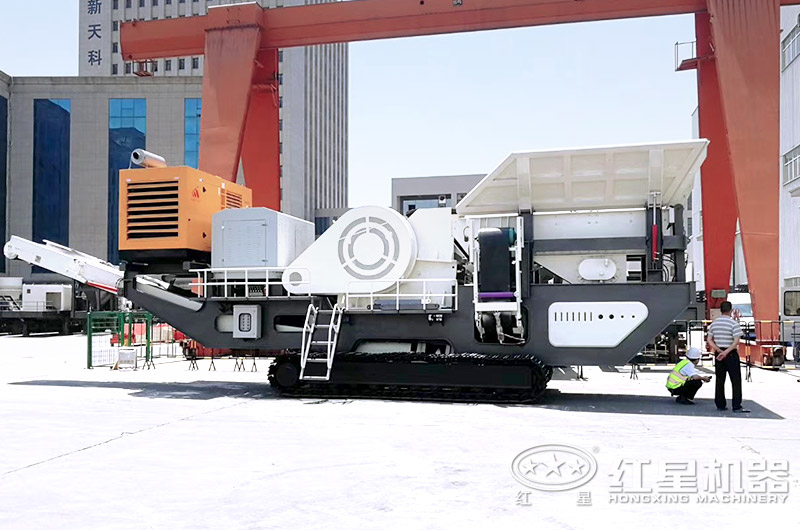 小型履帶式移動顎式破碎站 小型履帶式移動顎式破碎站