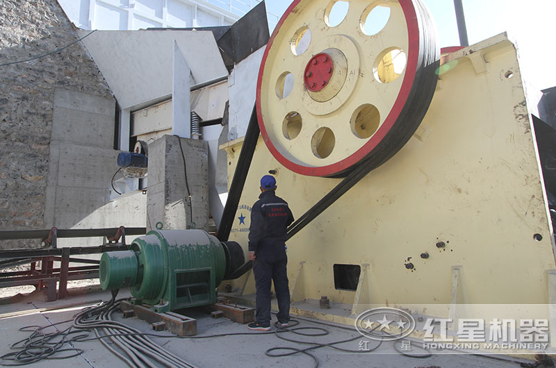 大型顎破生產現場實拍 大型顎破生產現場實拍