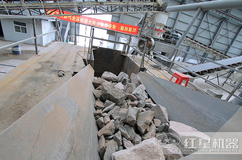 鋼渣破碎加工生產現場