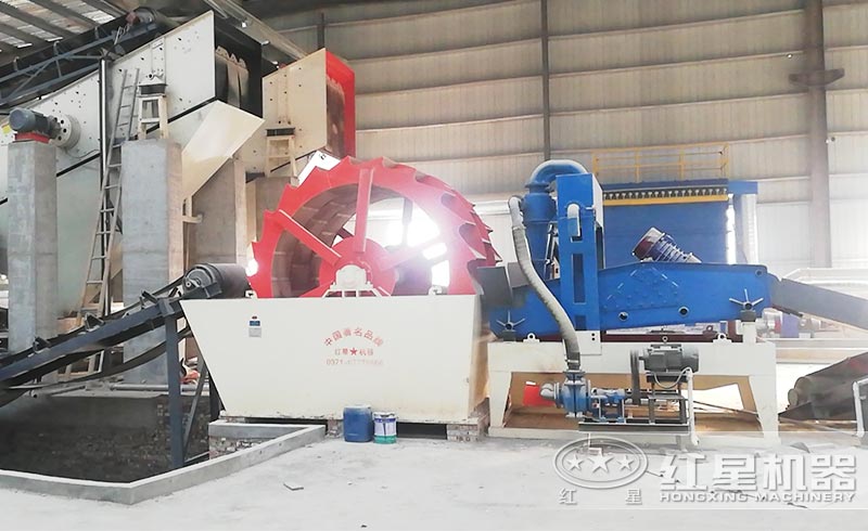 環(huán)保洗砂機現(xiàn)場 環(huán)保洗砂機現(xiàn)場