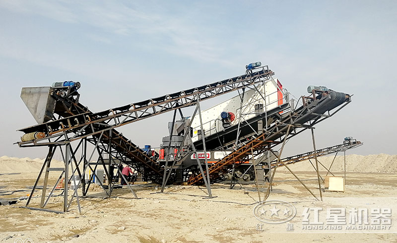 移動(dòng)破碎站單機(jī)作業(yè)現(xiàn)場(chǎng) 移動(dòng)破碎站單機(jī)作業(yè)現(xiàn)場(chǎng)