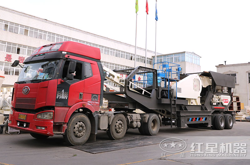 水泥塊粉碎機(jī)設(shè)備發(fā)貨現(xiàn)場(chǎng) 水泥塊粉碎機(jī)設(shè)備發(fā)貨現(xiàn)場(chǎng)