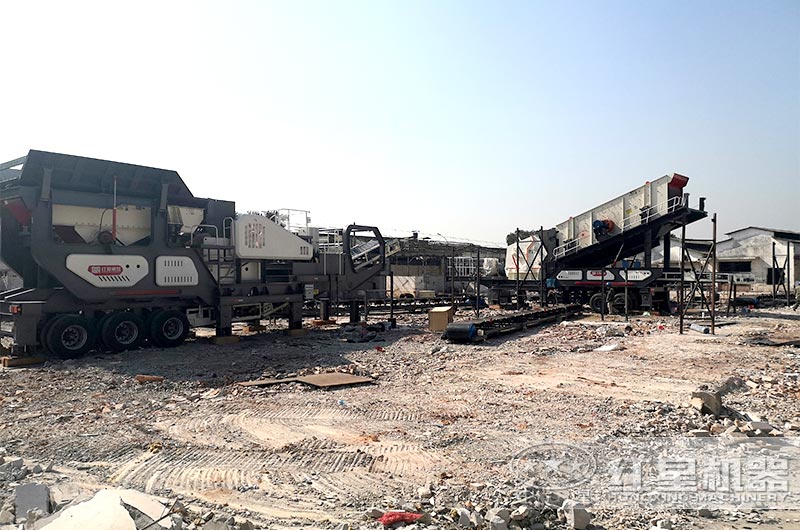 顎破移動粉碎機和反擊破移動粉碎機現場 顎破移動粉碎機和反擊破移動粉碎機現場
