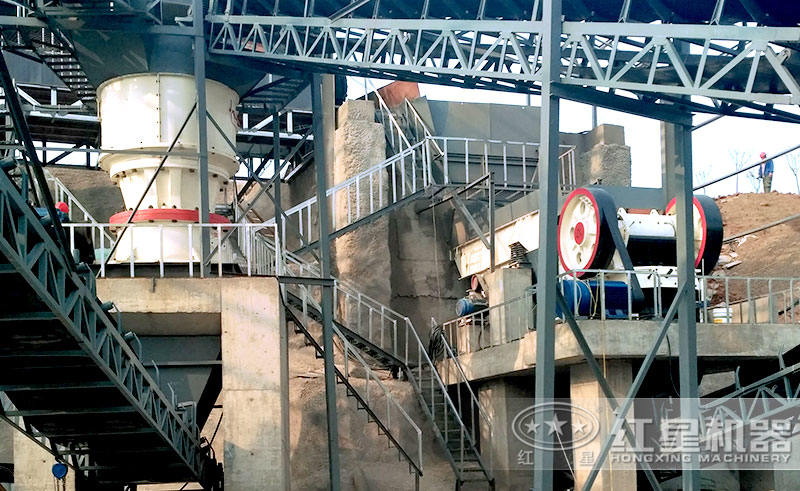 輝綠巖生產(chǎn)線現(xiàn)場 輝綠巖生產(chǎn)線現(xiàn)場