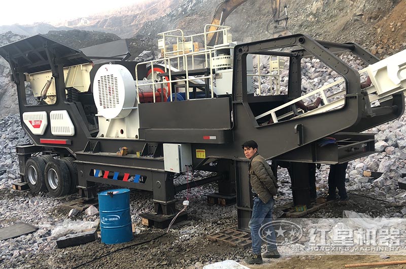 移動式破碎機處理建筑垃圾現場 移動式破碎機處理建筑垃圾現場