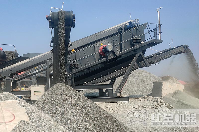 現(xiàn)場(chǎng)設(shè)備加工產(chǎn)量大 現(xiàn)場(chǎng)設(shè)備加工產(chǎn)量大