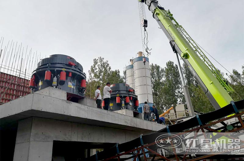 圓錐破碎機現場實拍 圓錐破碎機現場實拍