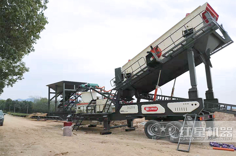 車載移動式制砂機現場 車載移動式制砂機現場