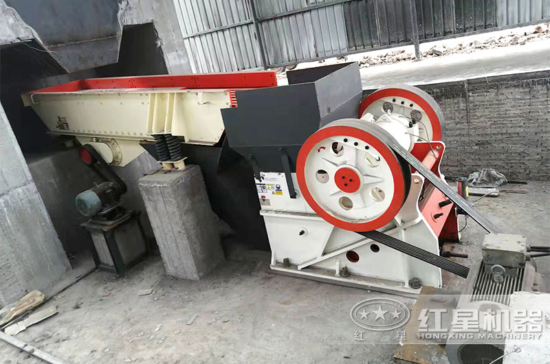 顎式破碎機(jī) 顎式破碎機(jī)