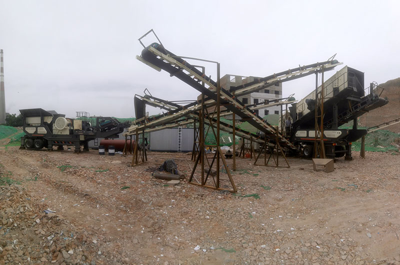 建筑垃圾移動(dòng)碎石機(jī)現(xiàn)場(chǎng)實(shí)拍 建筑垃圾移動(dòng)碎石機(jī)現(xiàn)場(chǎng)實(shí)拍