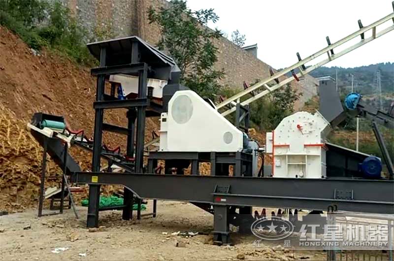 四合一移動式粉碎機現場 四合一移動式粉碎機現場