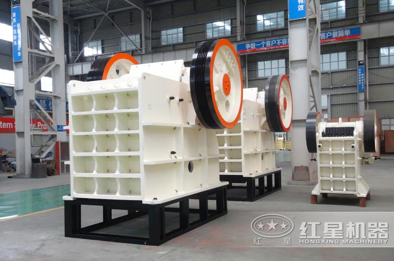 顎式破碎機是通用的粗破設(shè)備 顎式破碎機是通用的粗破設(shè)備