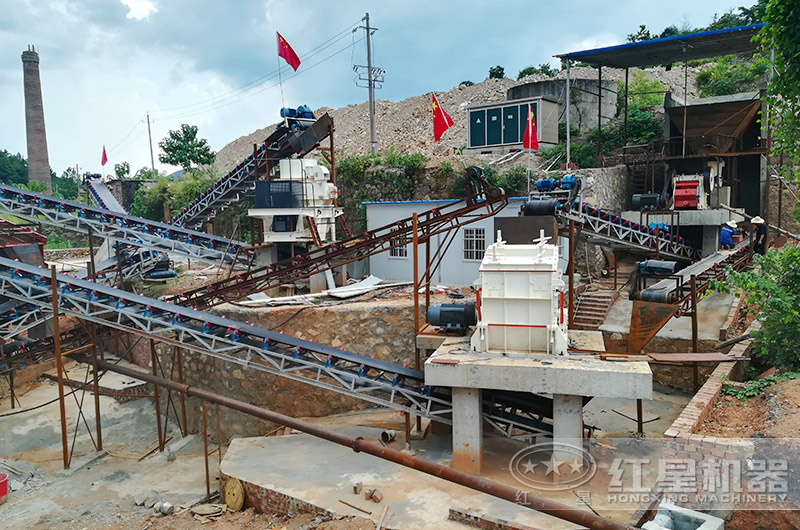 反擊破與HVI制砂機破碎制砂現場 反擊破與HVI制砂機破碎制砂現場