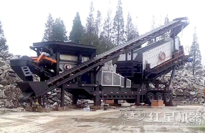 水泥路面破碎機(jī)—移動(dòng)破碎機(jī)