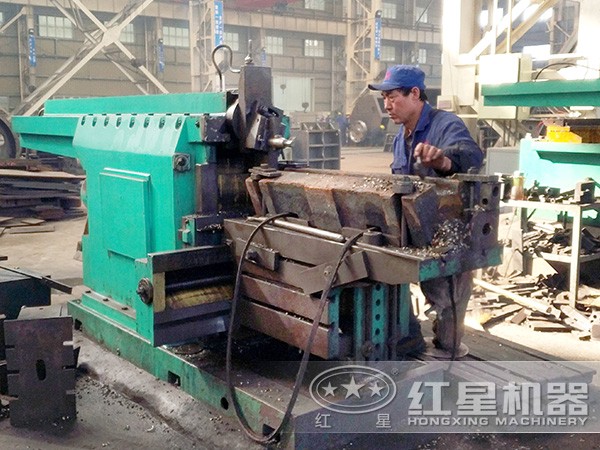 PYB圓錐破碎機工藝匠心