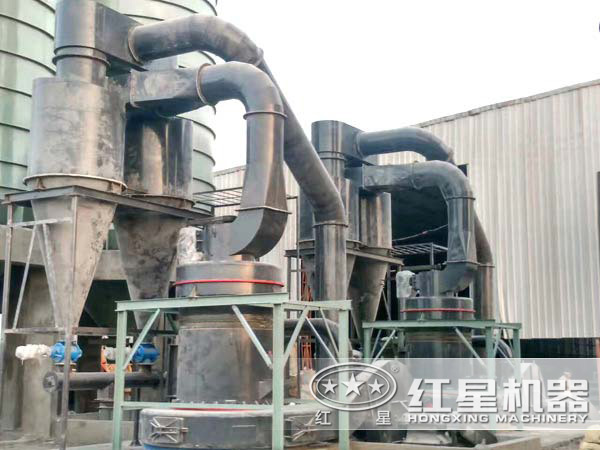 碳酸鈣雷蒙磨粉機現場圖 碳酸鈣雷蒙磨粉機現場圖