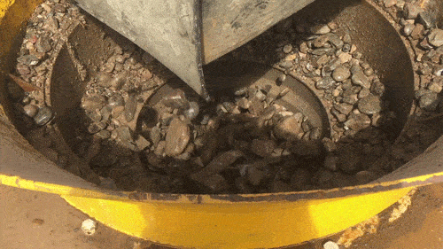 喂料太少時 喂料太少時