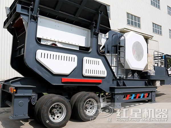 新款小型移動式破碎機廠區圖 新款小型移動式破碎機廠區圖