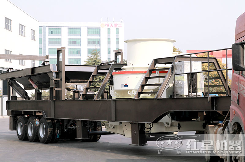 大型移動式制砂機發貨了 大型移動式制砂機發貨了