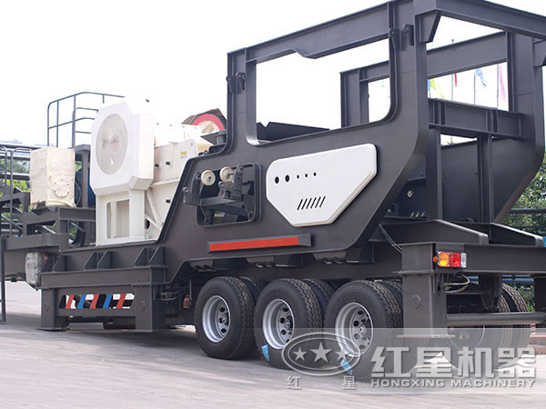 車載流動(dòng)砸石機(jī) 車載流動(dòng)砸石機(jī)