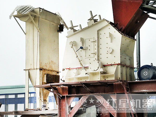 PF反擊式破碎機(jī) PF反擊式破碎機(jī)