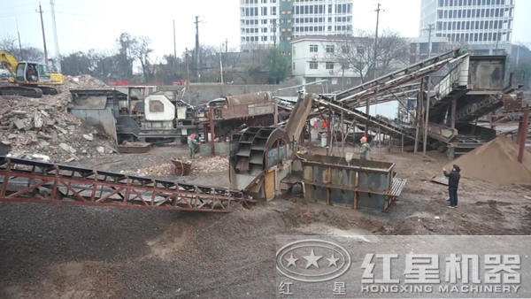 建筑垃圾破碎與洗選現場