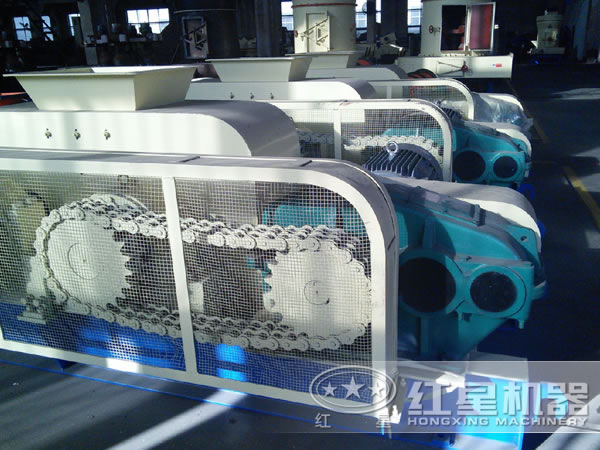 齒輥粘土破碎機