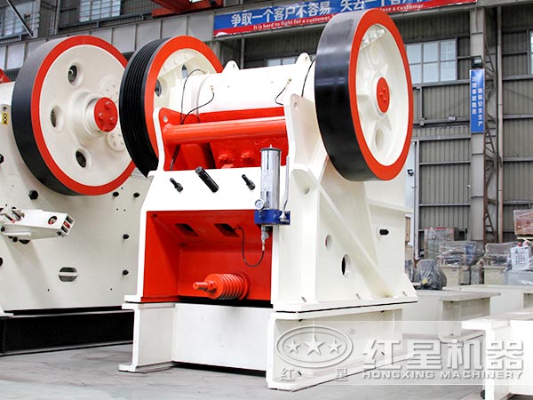 固定式煤矸石鄂式粉碎機 固定式煤矸石鄂式粉碎機